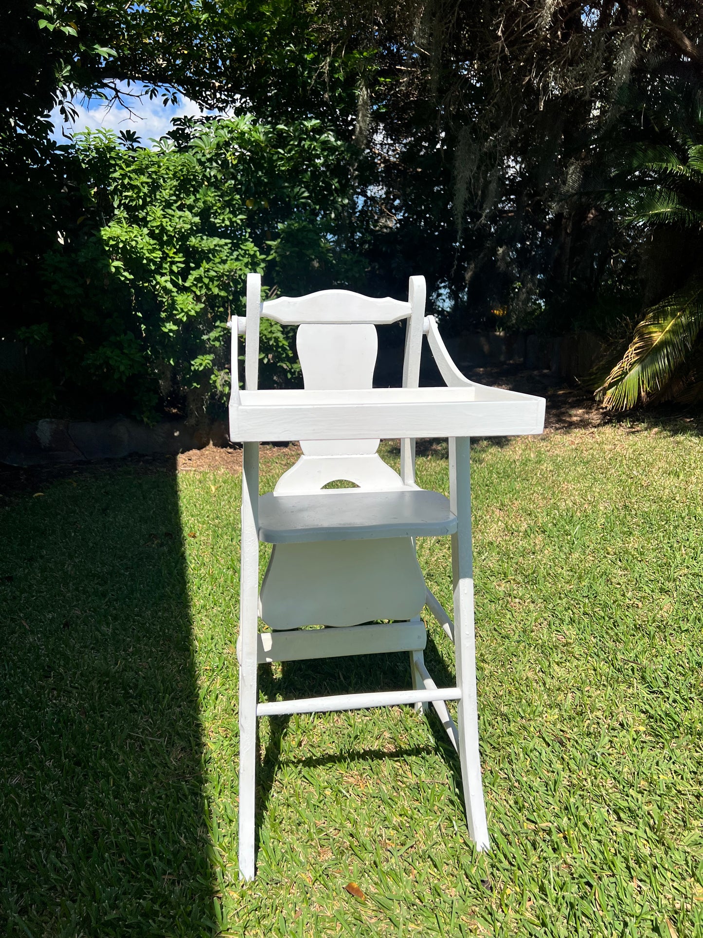 Vintage white highchair