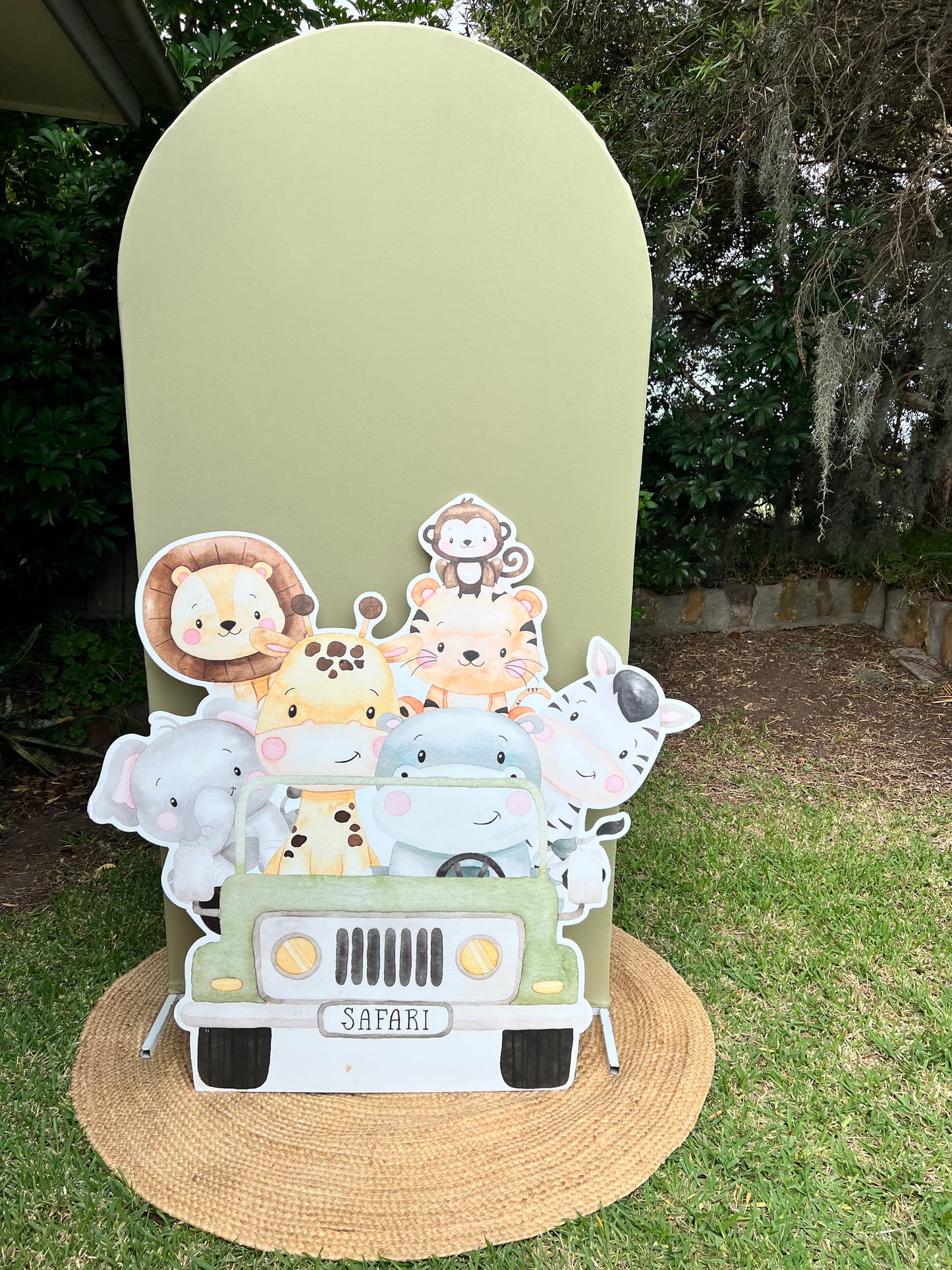 Safari jeep cut out