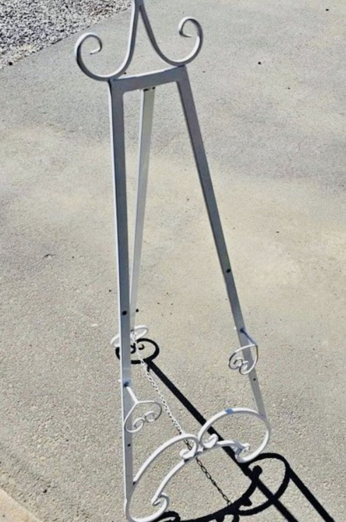 White easel