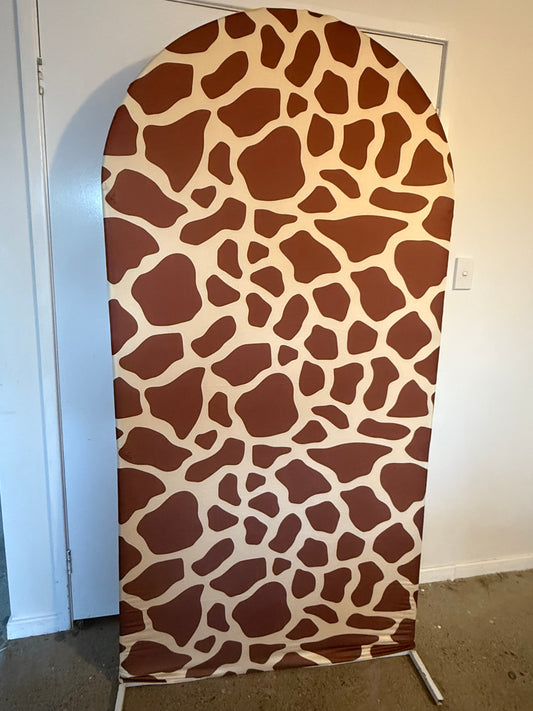 Giraffe arch