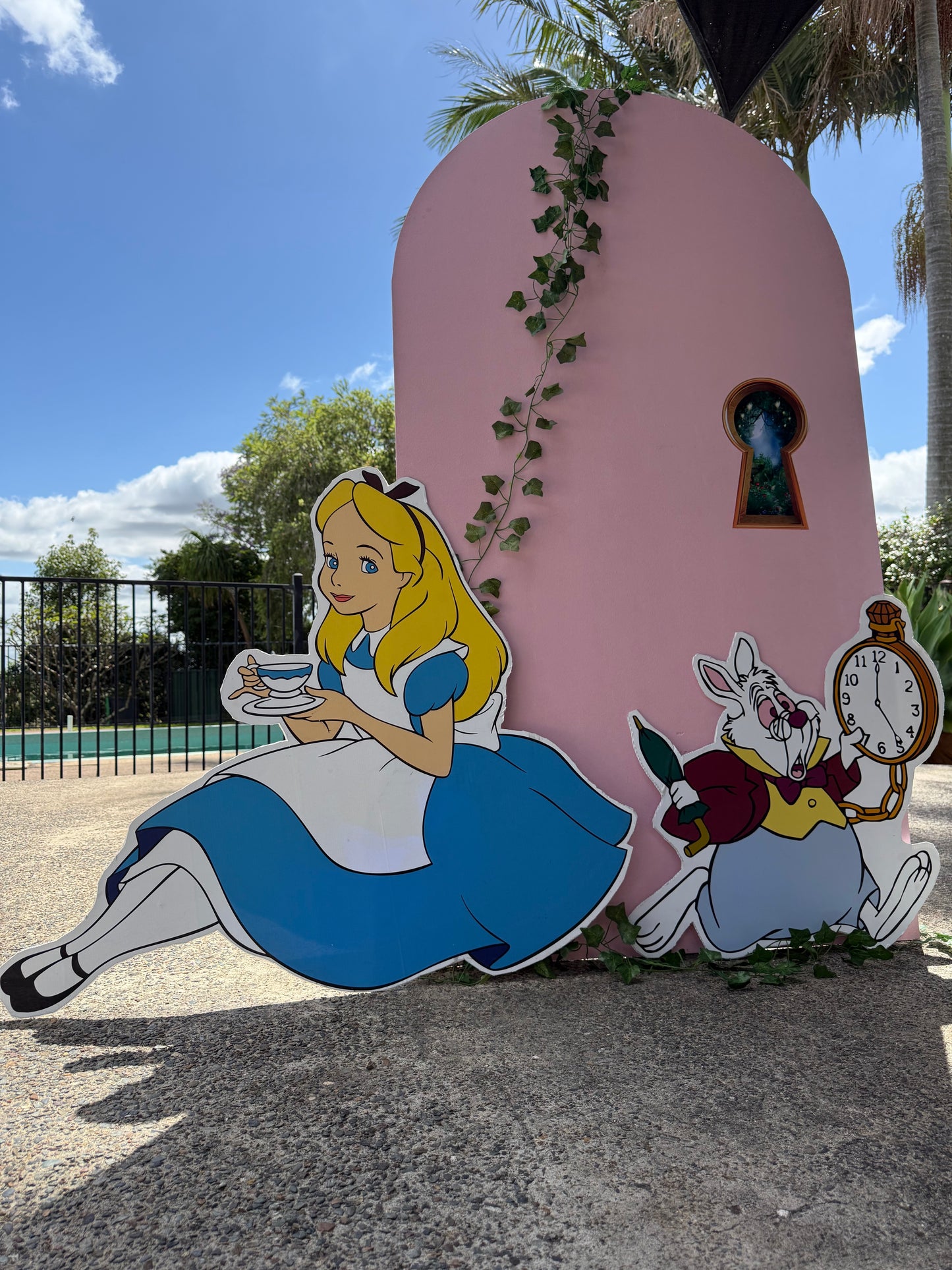 Mad hatter tea party box
