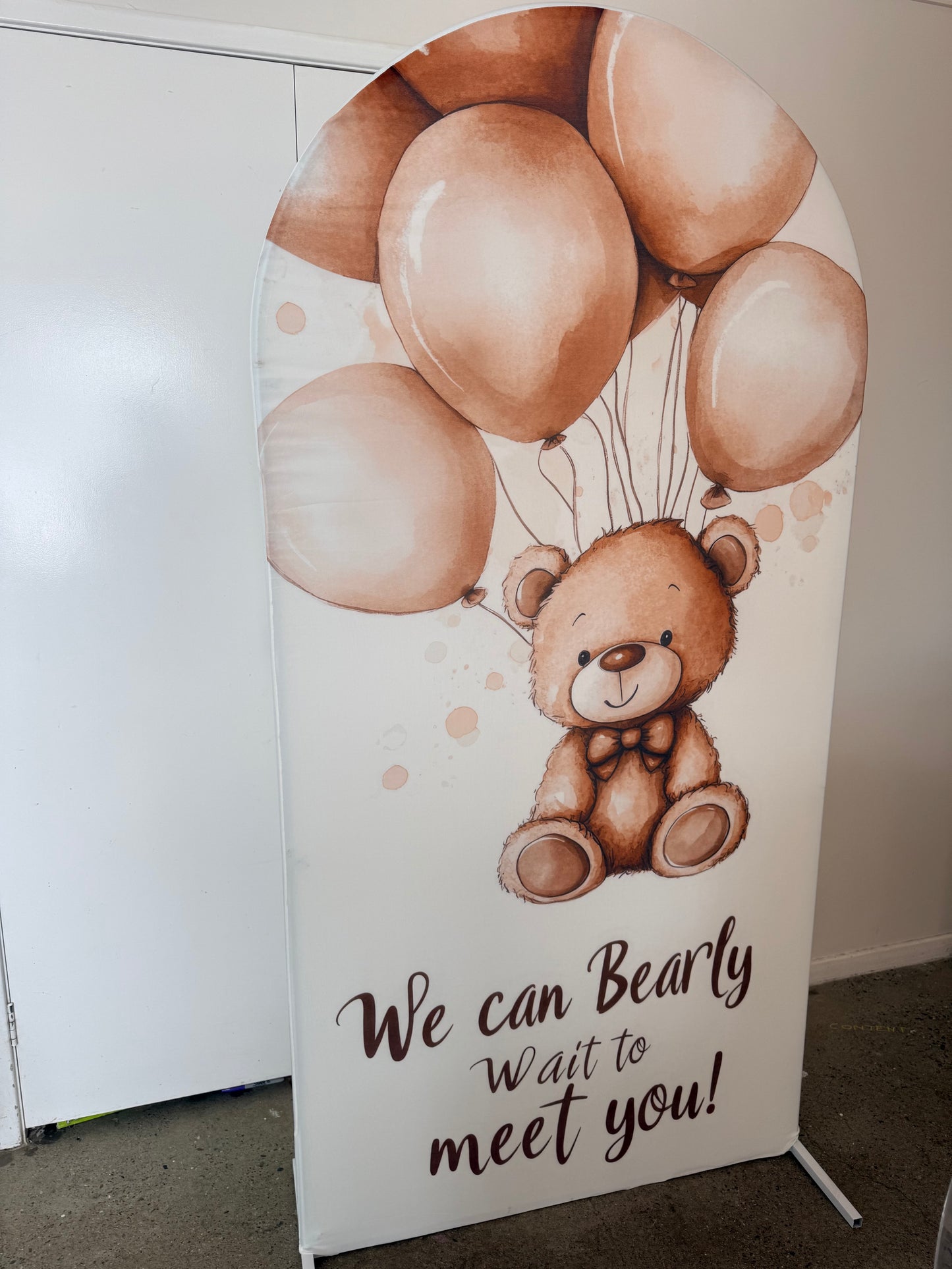 Bearly wait arch only