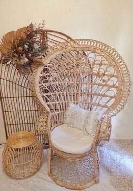 Dried floral arrangements for arch or chair