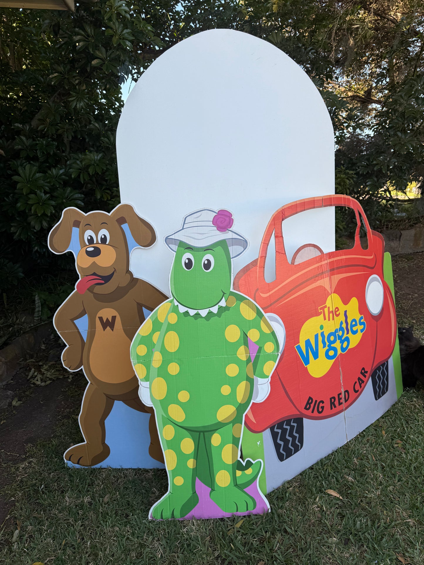 Dorothy the dinosaur cut out