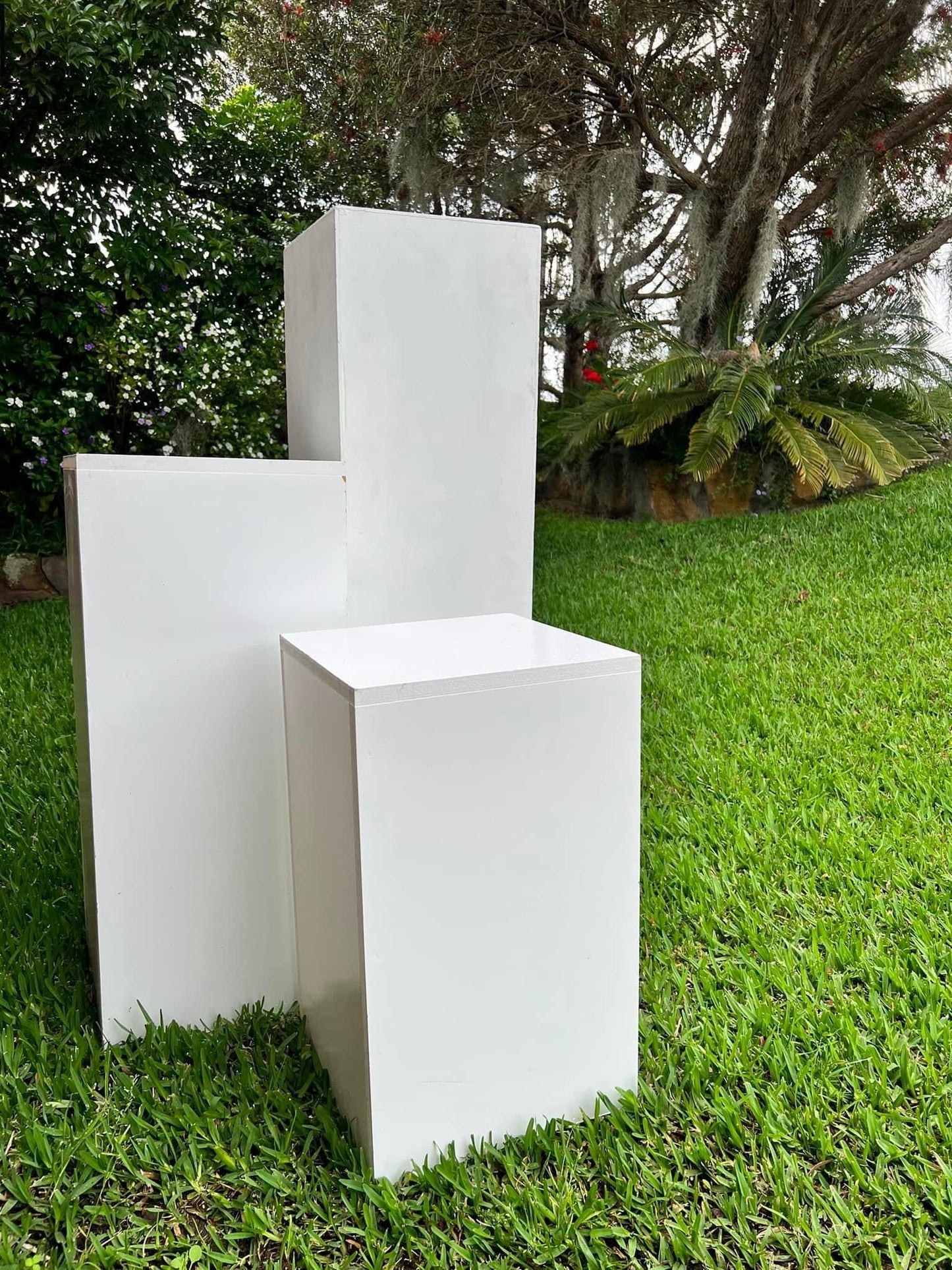 White rectangle Plinths